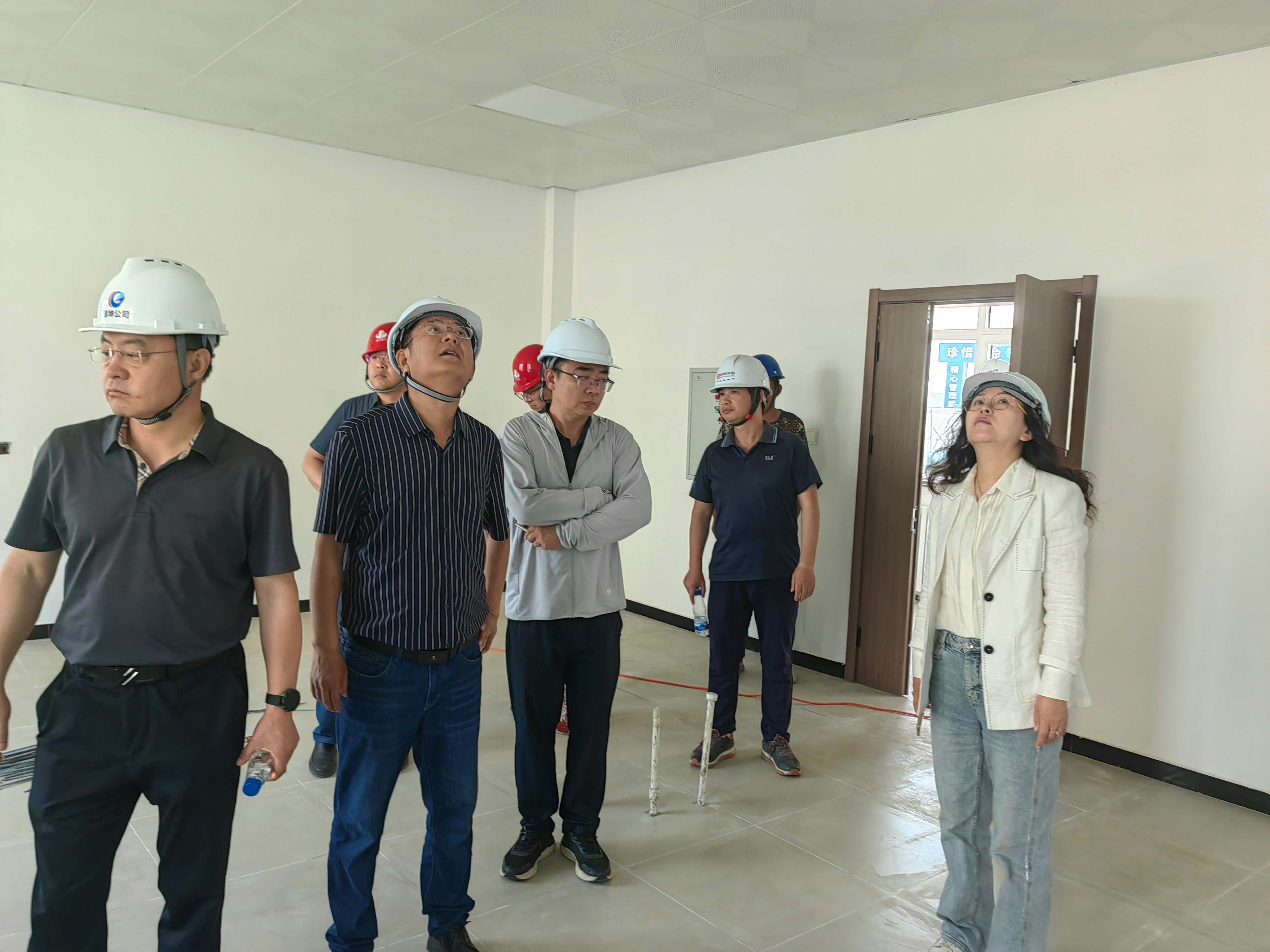 黄骅港综合港区船舶燃料油码头工程-码头部分设备安装、库区部分储罐主体、综合办公楼等房建主体 顺利通过交工质量核验